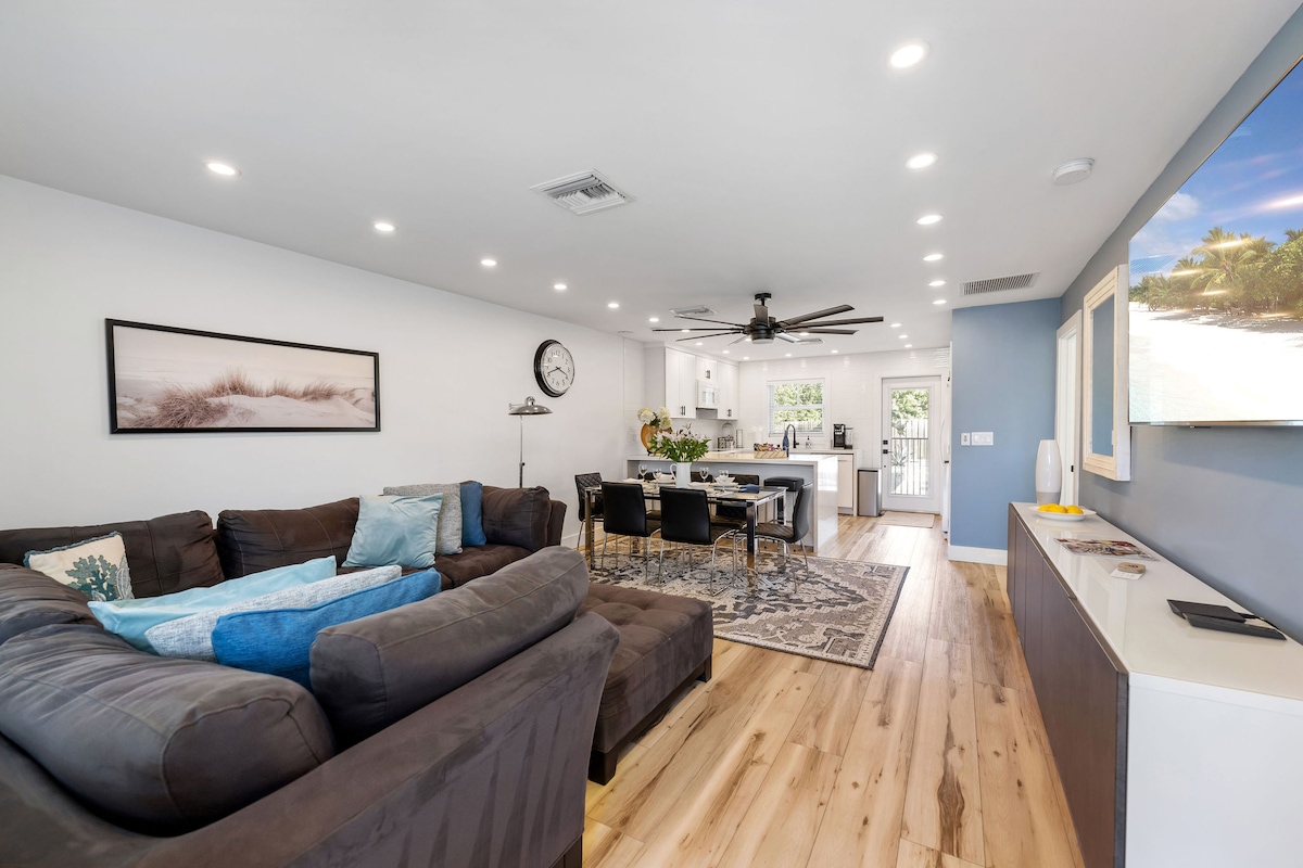 Top Airbnb: Sunshine, Pool Days & Atlantic Ave Nights in Delray Beach
