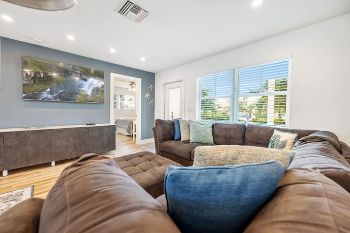 Sunshine Pool Days & Atlanticave Nights 2 Casitas - Delray Beach, FL