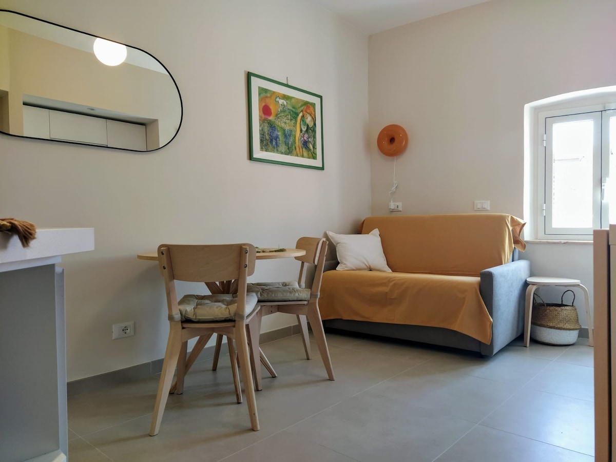 Top Airbnb: Meiamù: in the old town with a terrace overlooking the sea a Bordighera