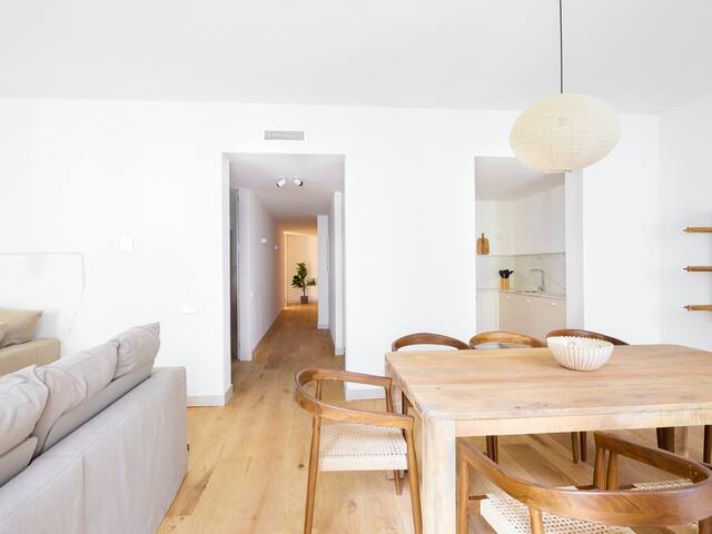 Exclusive Luxury Apartment in Central Madrid gallery image 3