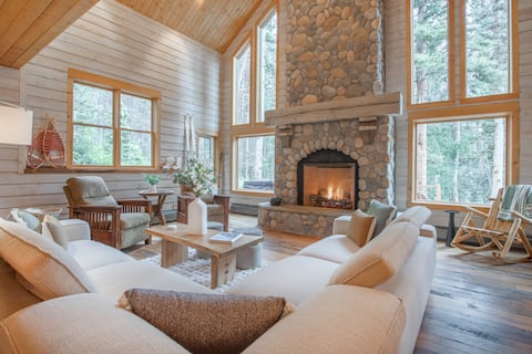 Popular Airbnb listing: Secluded, Spacious Mountain Retreat - Ski Ranches in Mountain Village