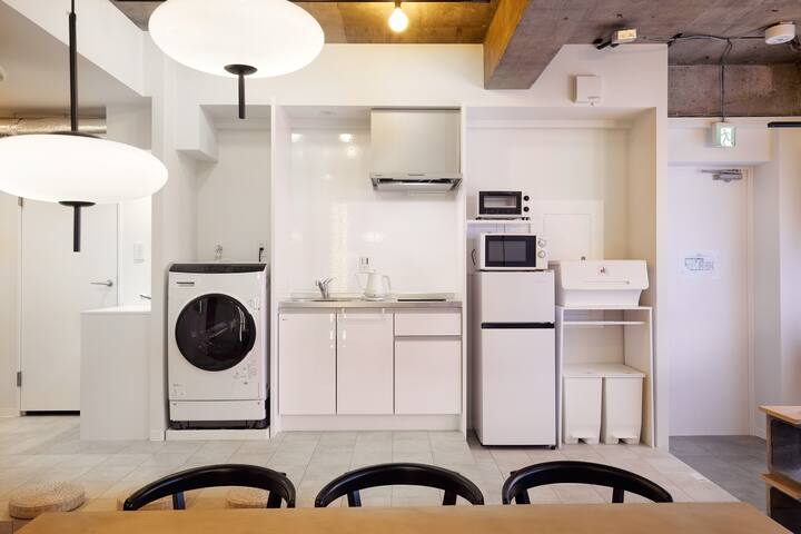 池袋駅徒歩1分/80㎡/3LDK/7ベッド/2シャワー/2トイレ/新宿8分.渋谷12分 gallery image 3