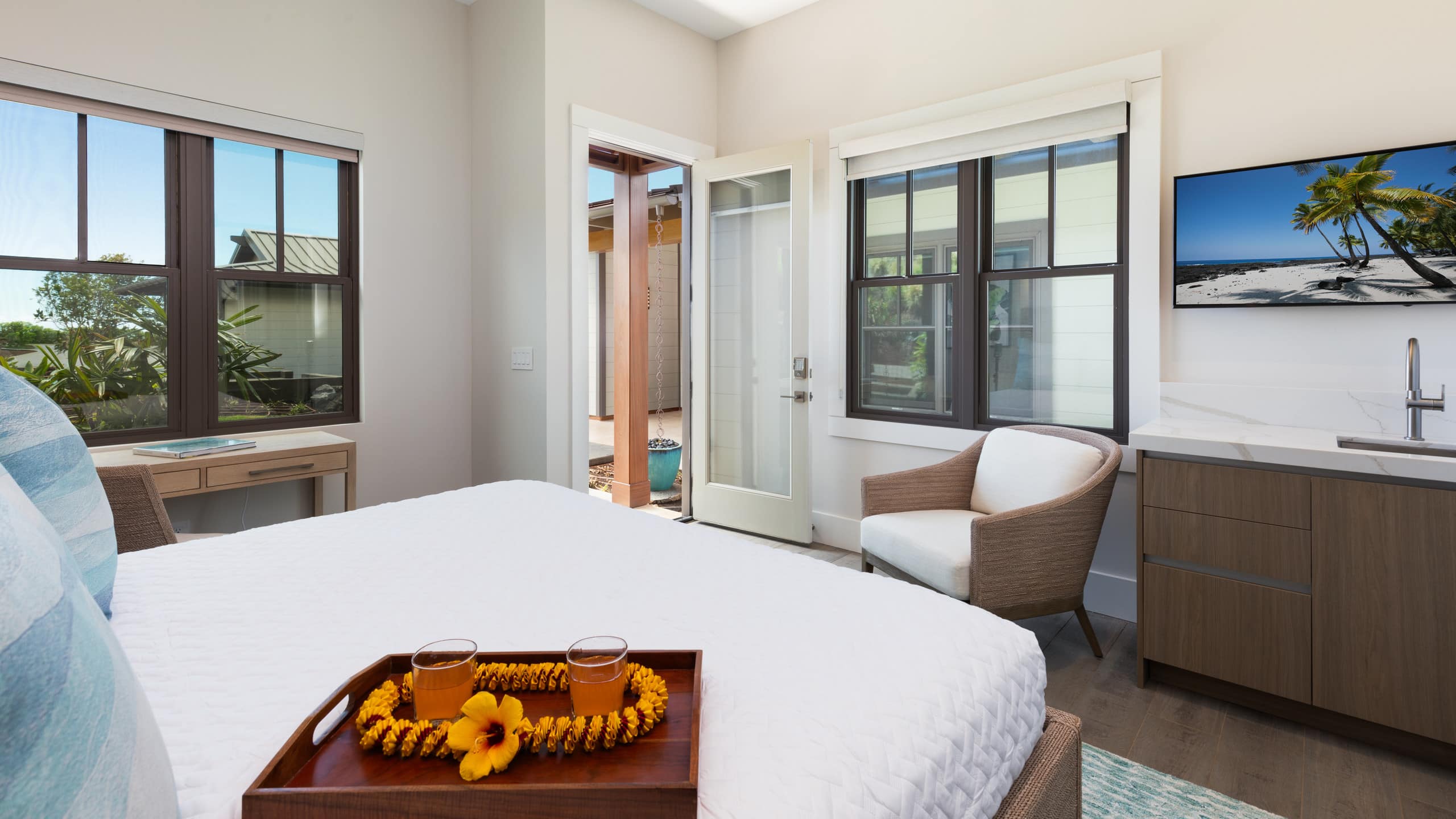 Home in Waimea · ★5.0 · 4 bedrooms · 7 beds · 4.5 baths - Image 64
