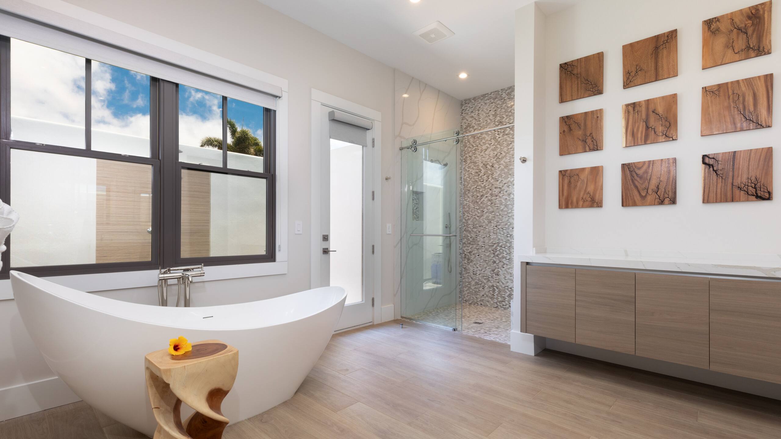 Home in Waimea · ★5.0 · 4 bedrooms · 7 beds · 4.5 baths - Image 66