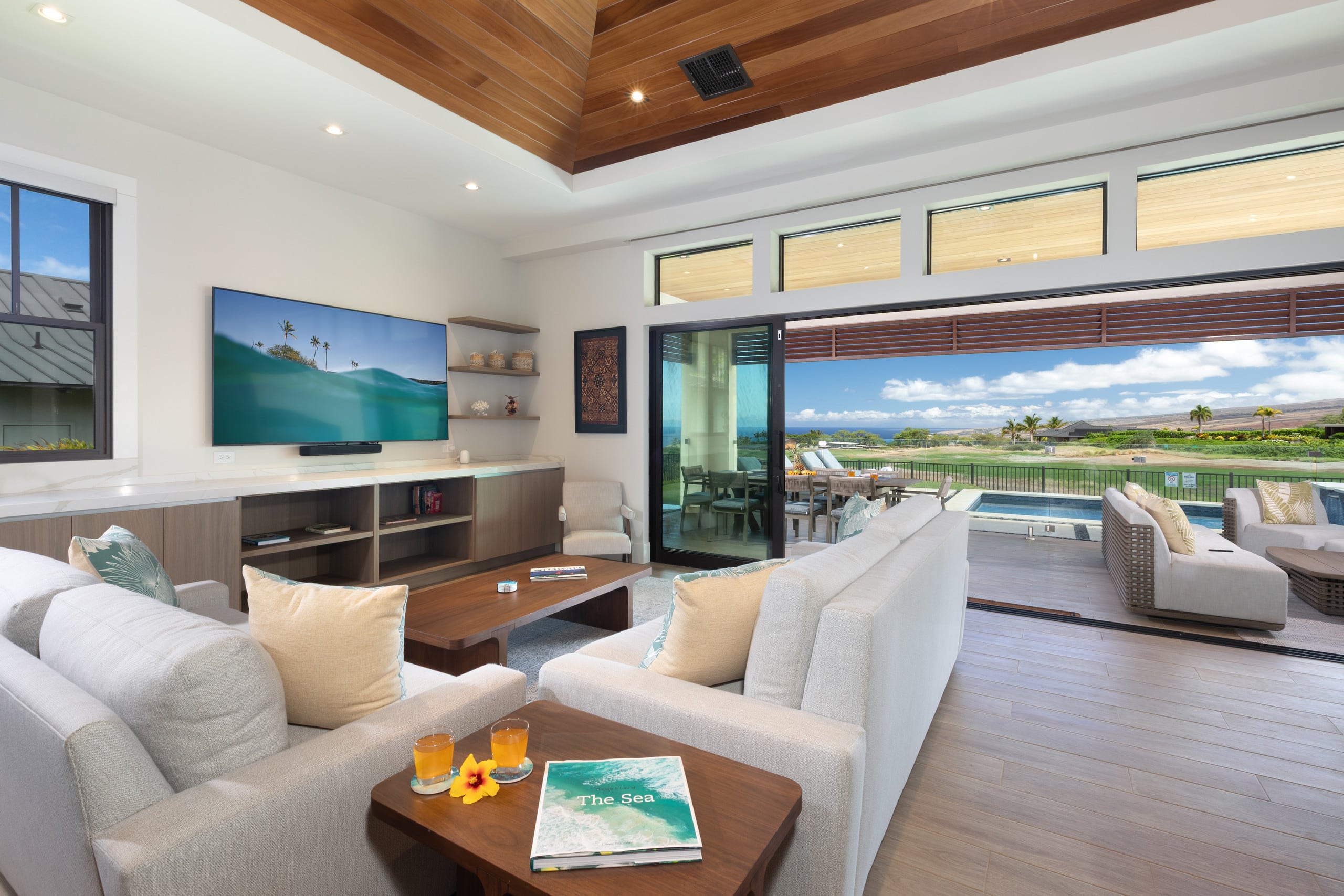 Home in Waimea · ★5.0 · 4 bedrooms · 7 beds · 4.5 baths - Image 35