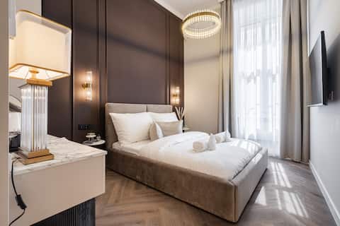 Timeless Boutique Suites - Deluxe Rooms