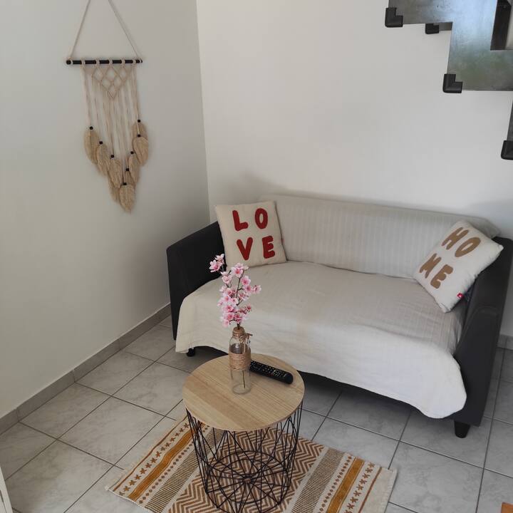 Duplex 24m2 Classé 2 éToiles - Aubenas
