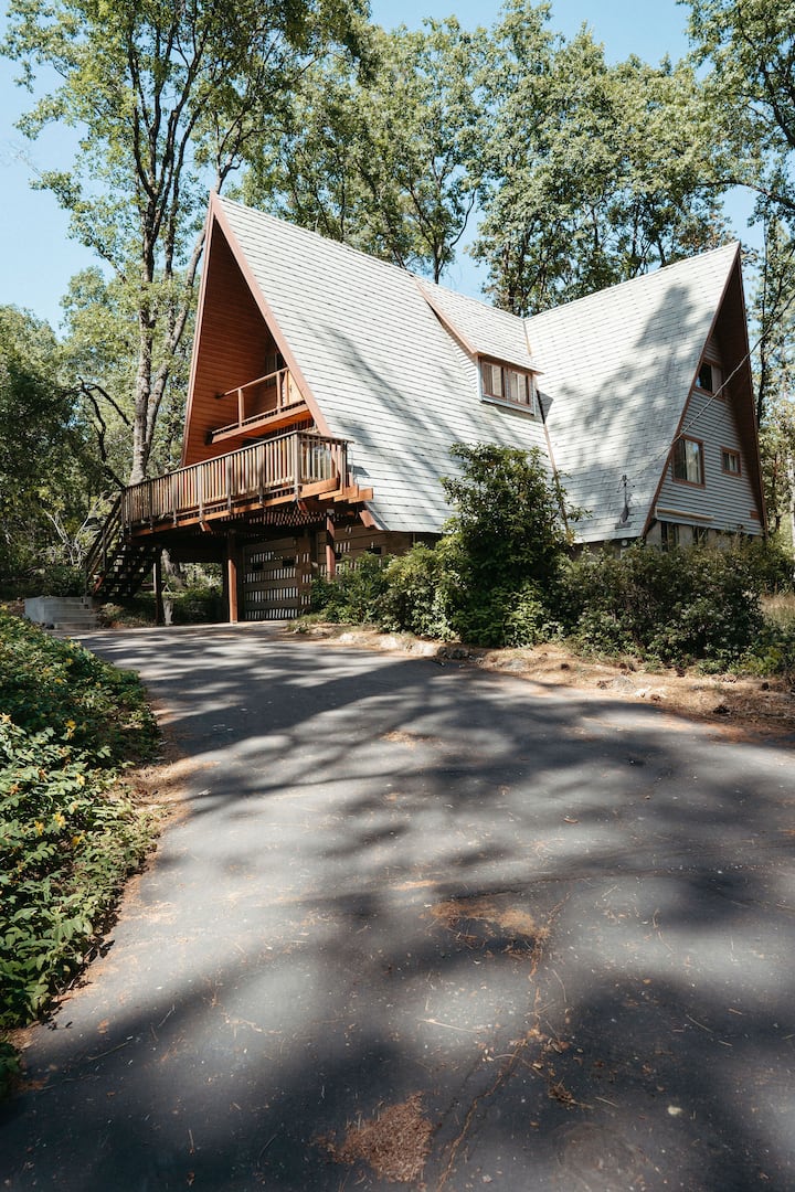 That 70's House - Houses for Rent in Nevada City, California