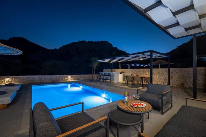 Zen Club Luxury Villas -Hozan