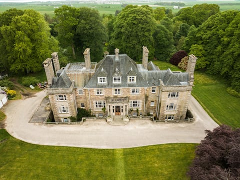 Idyllic 12 bedroom Coastal Country Home