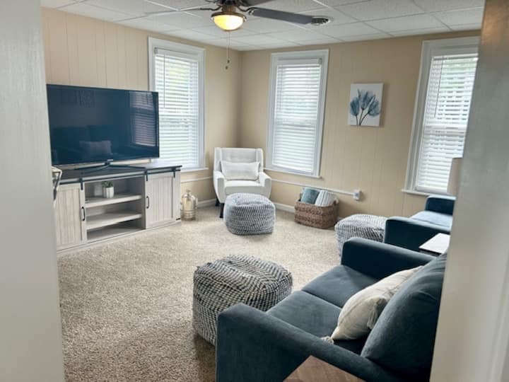 Remodeled 2 Br 2nd Fl Apt In Hanover - Hanover, PA