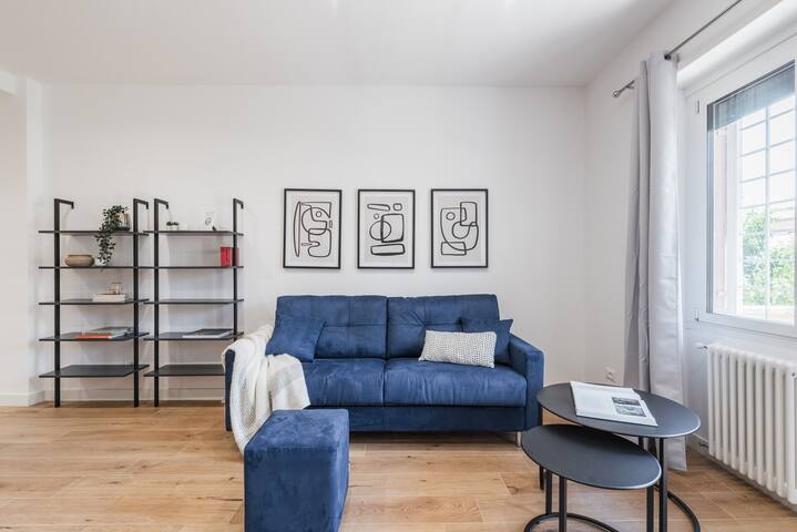 The Best Rent – Wide four-room apartment in Prati
