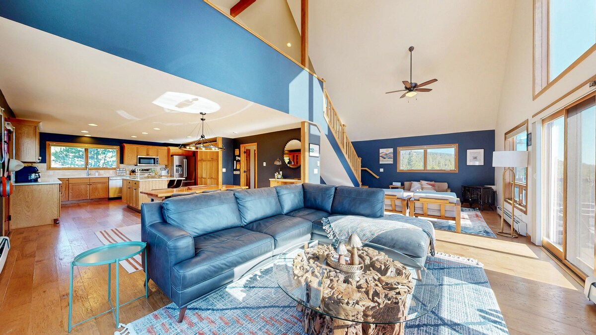 غرفة رائعة مع أماكن تجمع متعددة!