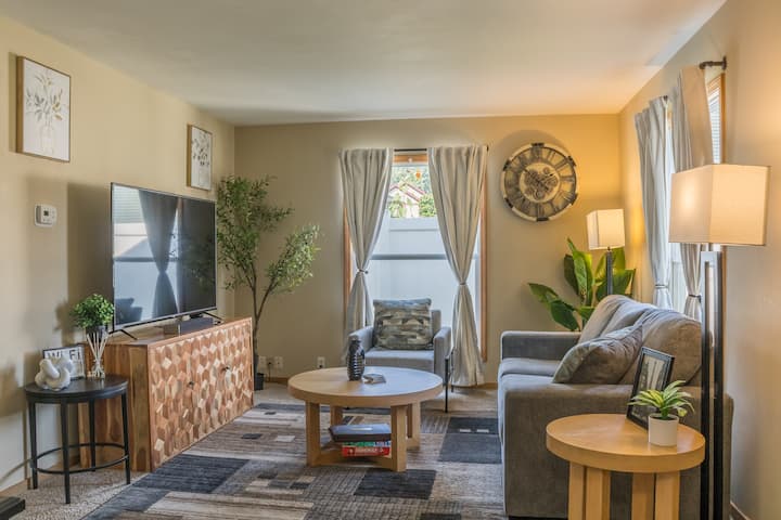 Cozy Home In Minneapolis - Minnesota