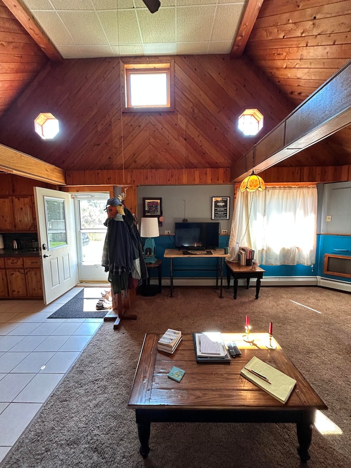 Peaceful Barndominium - Marquette, MI