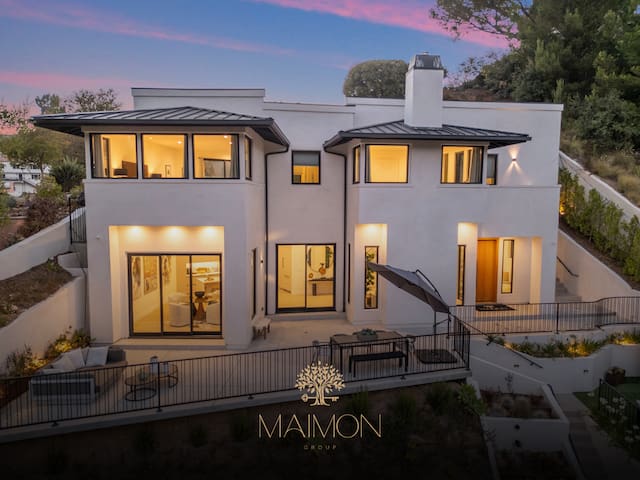 Serene Modernist Home with Pool & Stunning Views