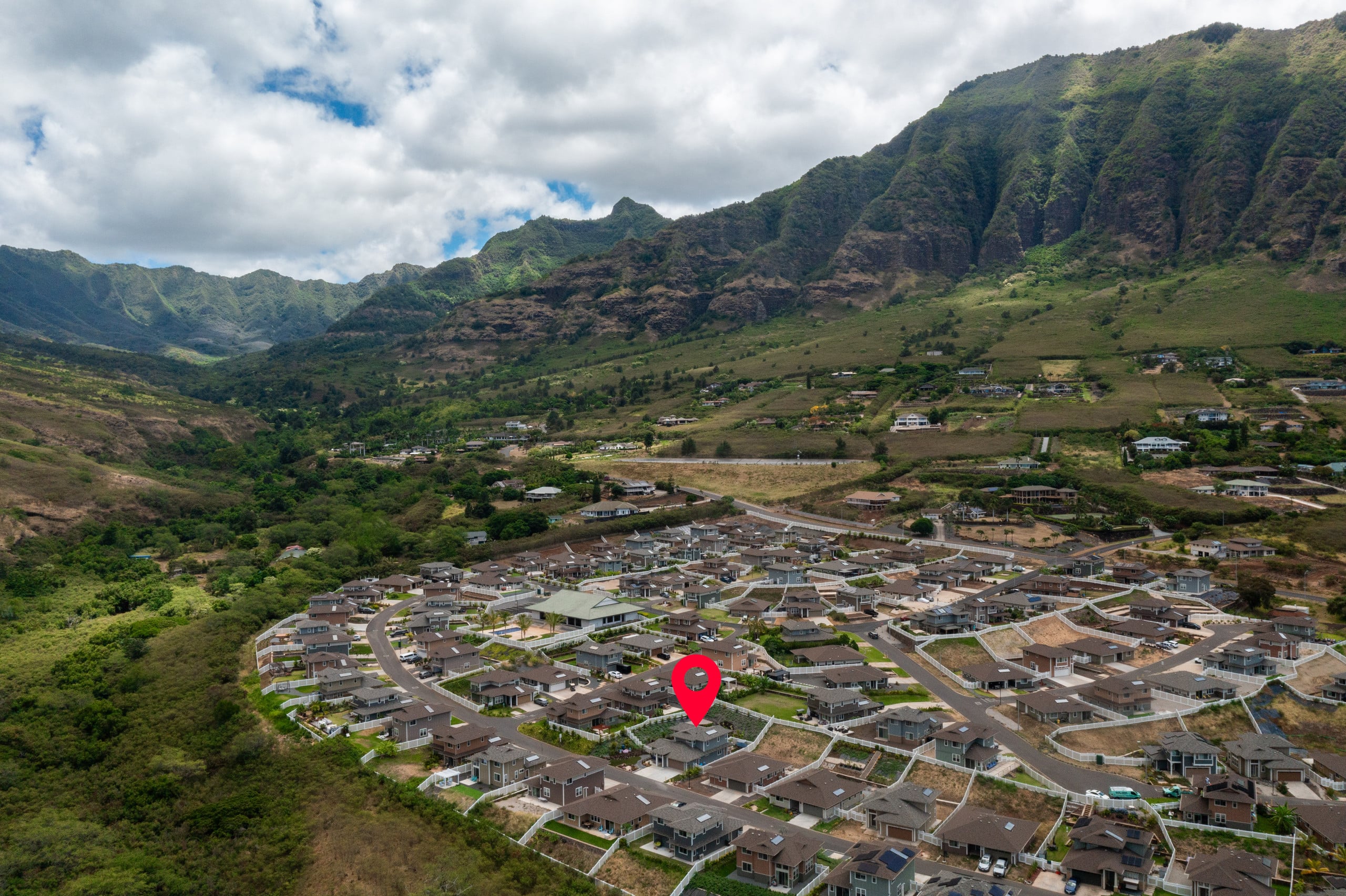 Home in Waianae · ★4.99 · 4 bedrooms · 7 beds · 2.5 private baths - Image 103