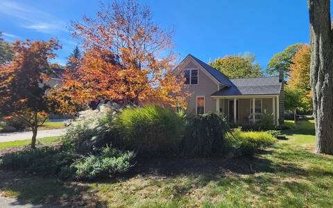 One-of-a-Kind Getaway Near Downtown Whitehall