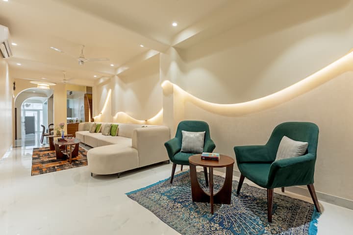 Bardias home: 4 bedroom flat near hawamahal Jaipur