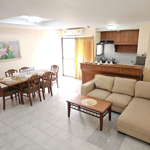 Omni Suites (apart-tel) managed Airbnb listing 3