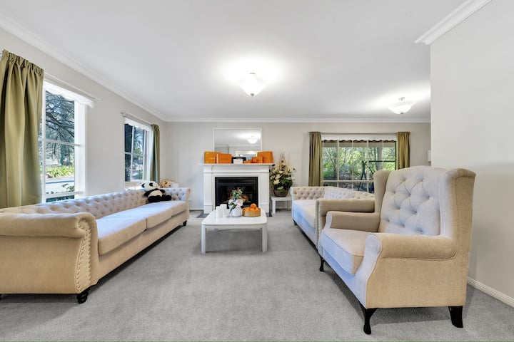 Beautiful Nature View Escape - Sunbury