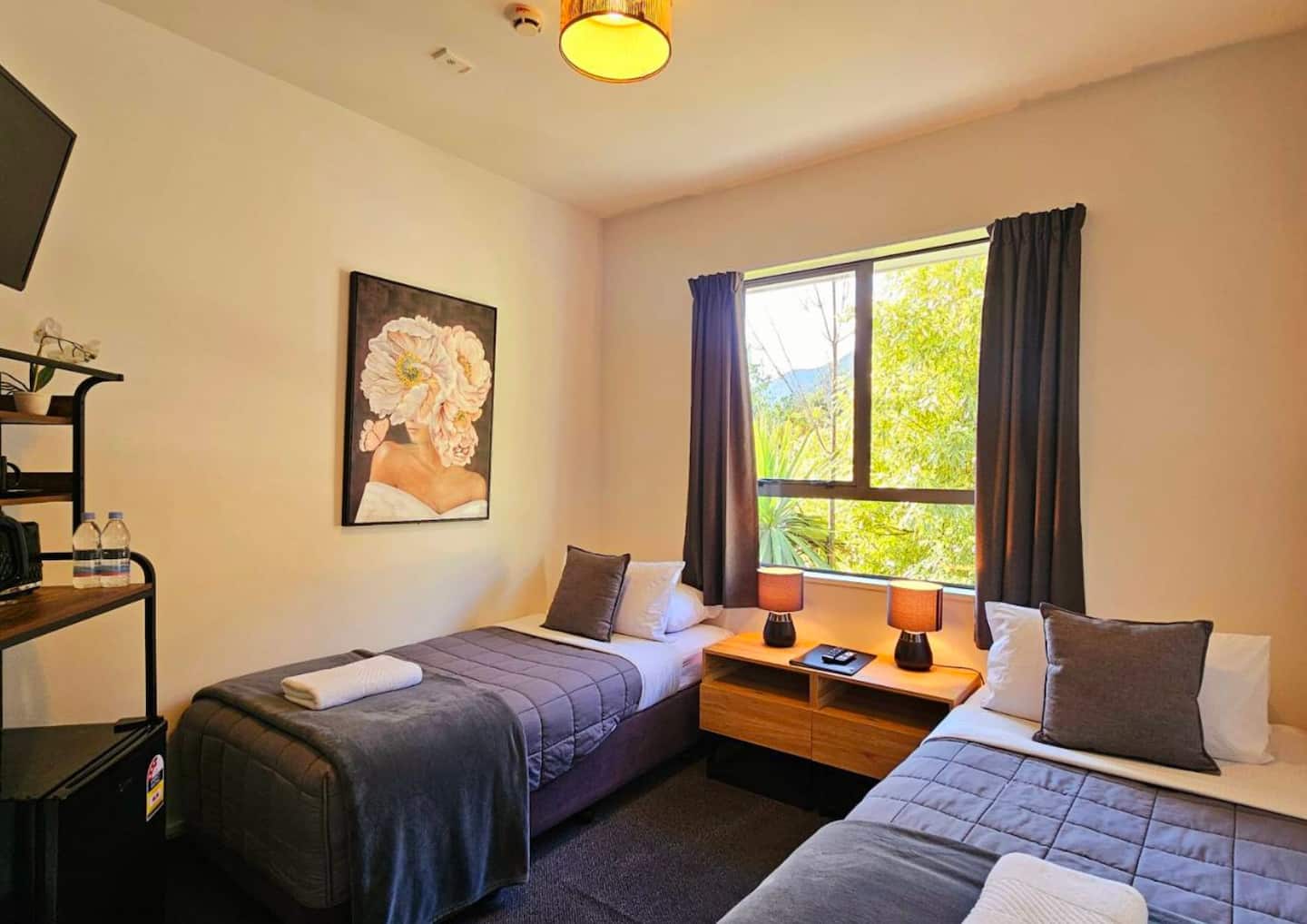 Kea Wing - Twin Ensuite With Private Bathroom 1