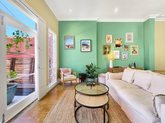 Mountain View Home in Vredehoek gallery image 3