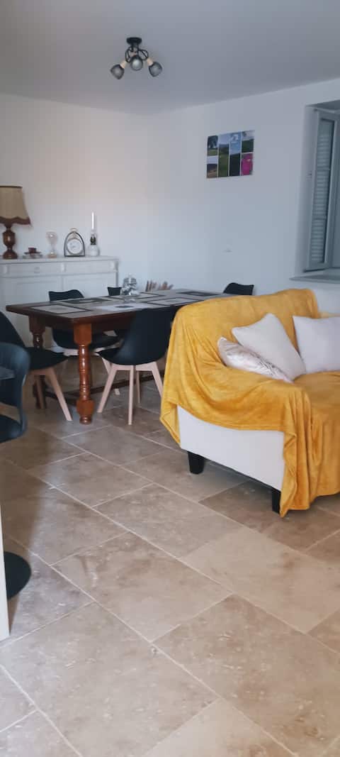 Popular Airbnb listing: Renovated house in the countryside in Nièvre