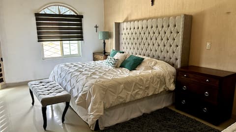 Amazing house! Near the park