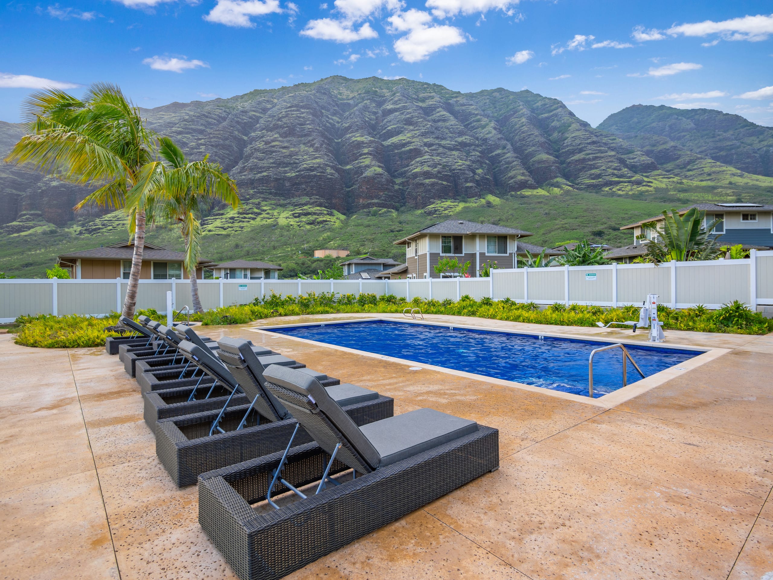 Home in Waianae · ★4.97 · 3 bedrooms · 9 beds · 2 private baths - Image 84