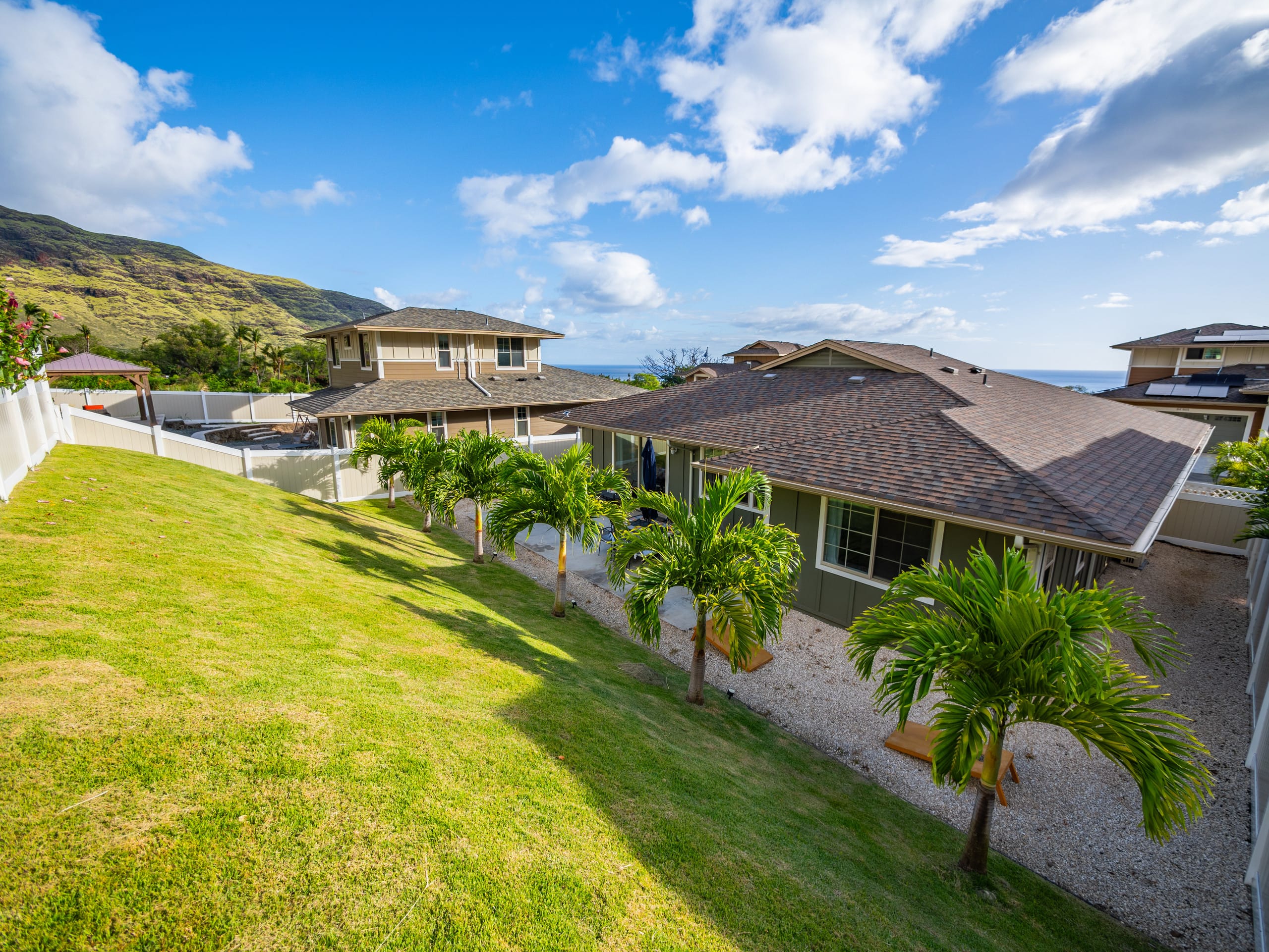 Home in Waianae · ★4.97 · 3 bedrooms · 9 beds · 2 private baths - Image 83