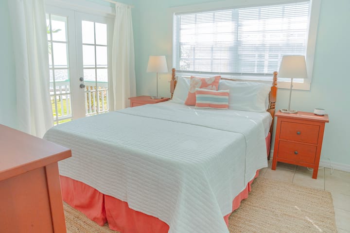 ชายฝั่ง สงบ ไม่ต้องพยายามเลย