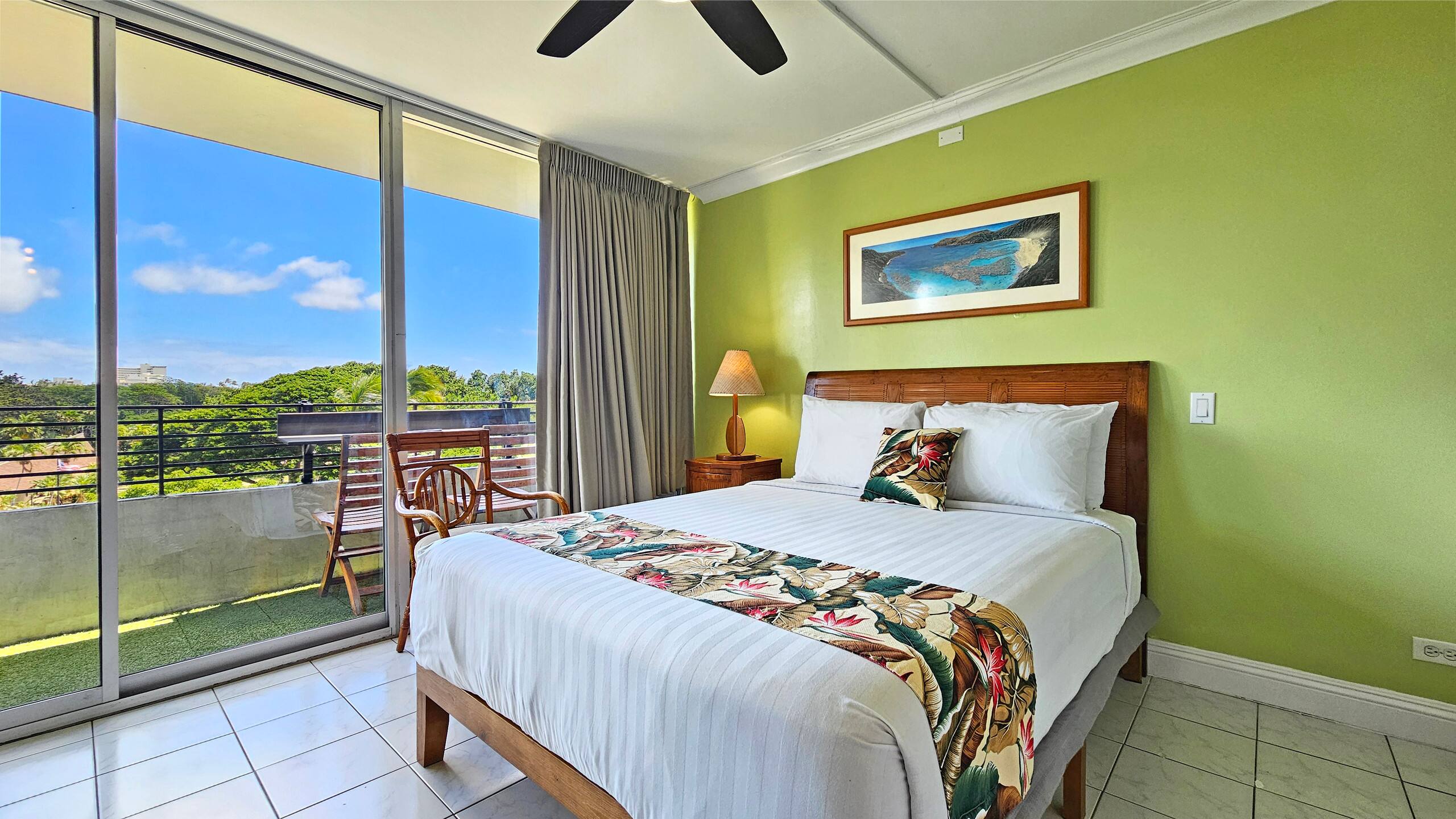 WG 511 - Ocean view Queen Studio w/Balcony - Image 37