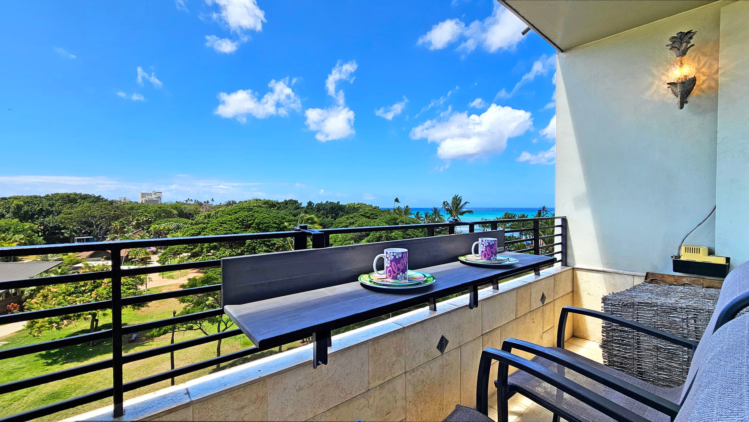 Waikiki Grand Hotel® 612 Large Studio Pool+Balcony - Image 16