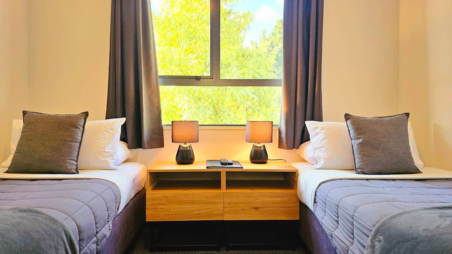 Kea Wing - Twin Shared Bathroom 2
