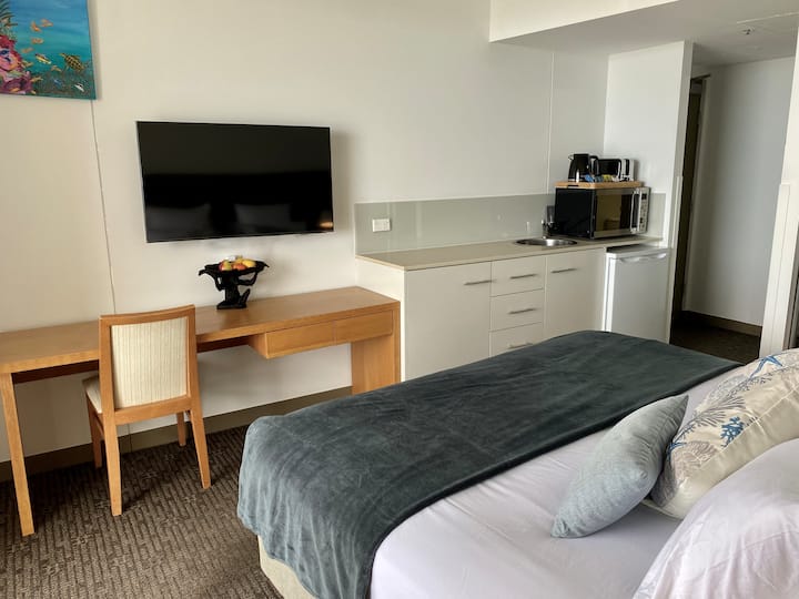 Stunning Studio - Coolangatta Resort - Coolangatta
