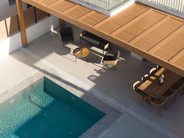 Olvios Villa II, with 35m² Pool & SeaViews gallery image 3