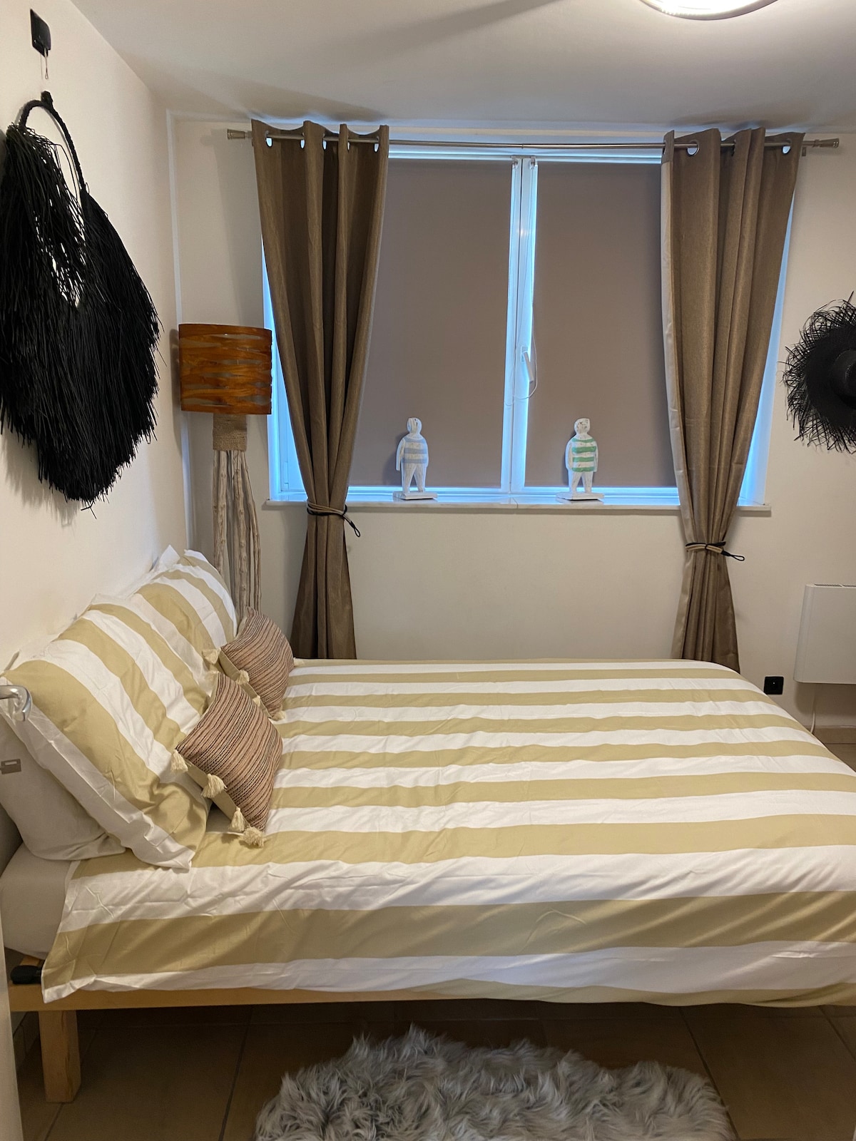 غرفة النوم 1