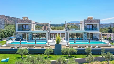 Elegant Nature Villa with Private Sauna by etouri