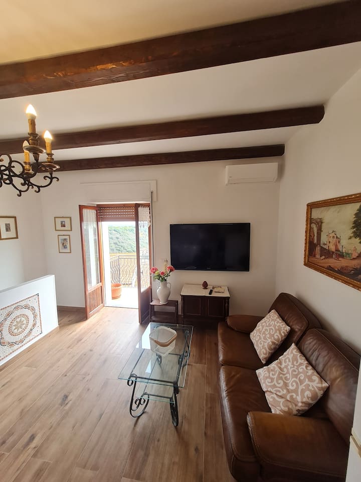 მისაღები ოთახი