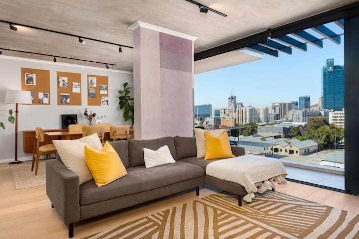 Luxury Penthouse Living in De Waterkant