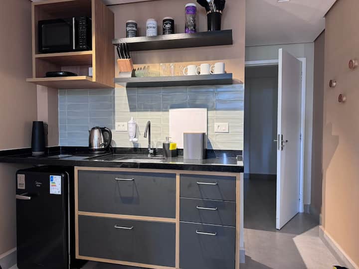 Flat/kitnet Em Pitangueiras, Tema Terra. - Guarujá