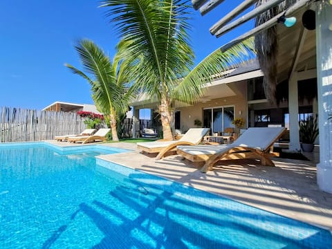 Spectacular beach house in Cabo Merlin-Zorritos