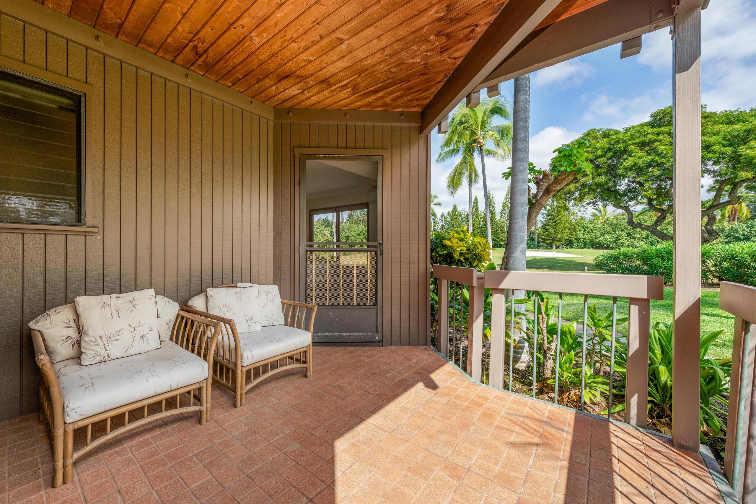 Updated Corner Unit with Ocean and Golf Views - Photo 32