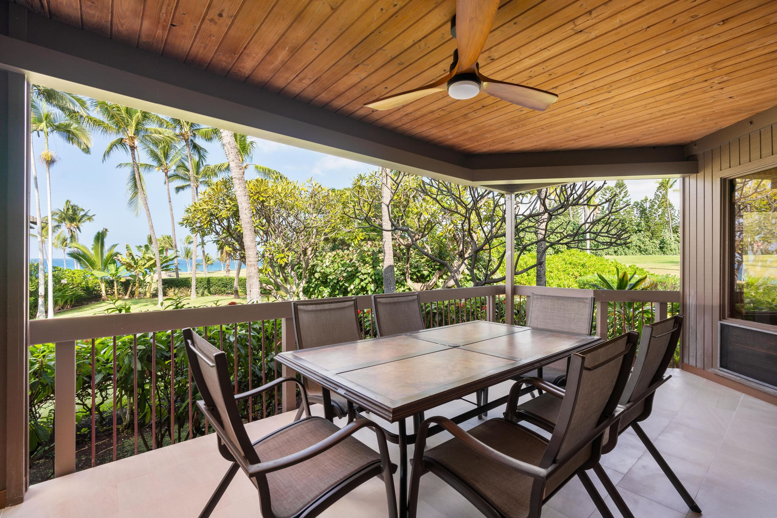 Updated Corner Unit with Ocean and Golf Views - Photo 27