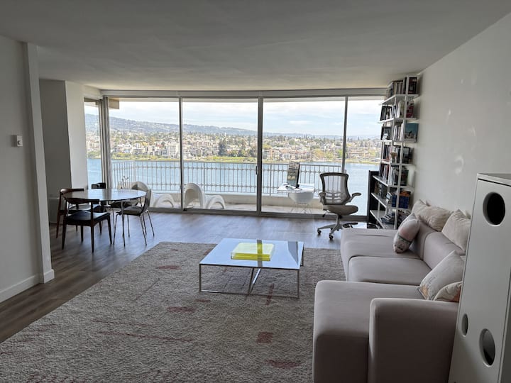 Stunning Lake Merritt View & 24/7 Security - Oakland, CA