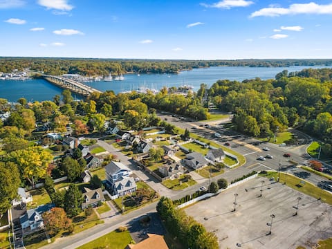 South River Retreat- Go Navy!