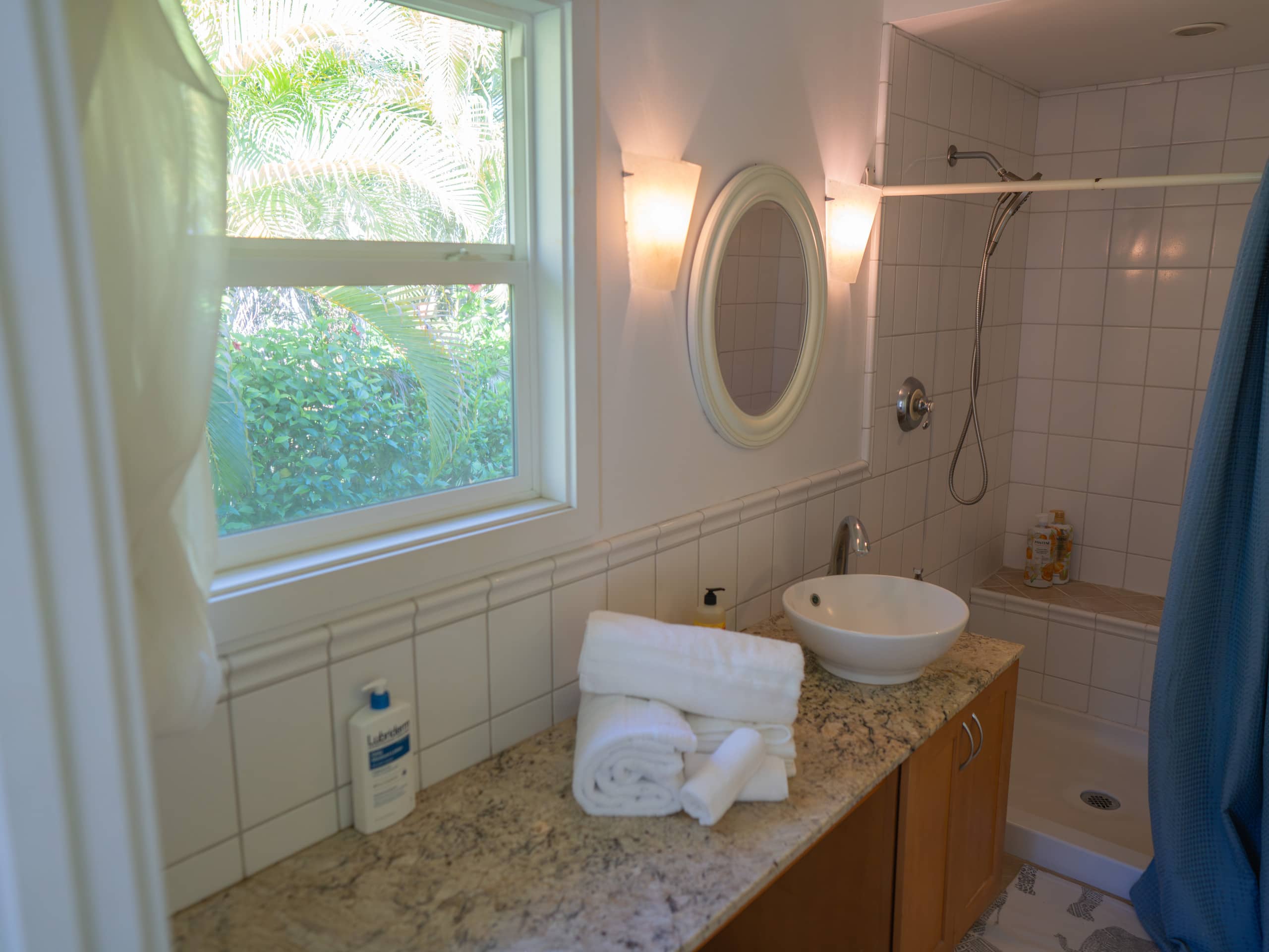 Home in Kailua-Kona · ★4.98 · 3 bedrooms · 3 beds · 3 baths - Image 22