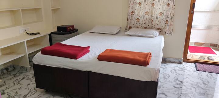 Vasavi Villa Hampi - Hampi