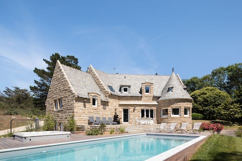 Villa Marine – Close to beach, pool, jacuzzi